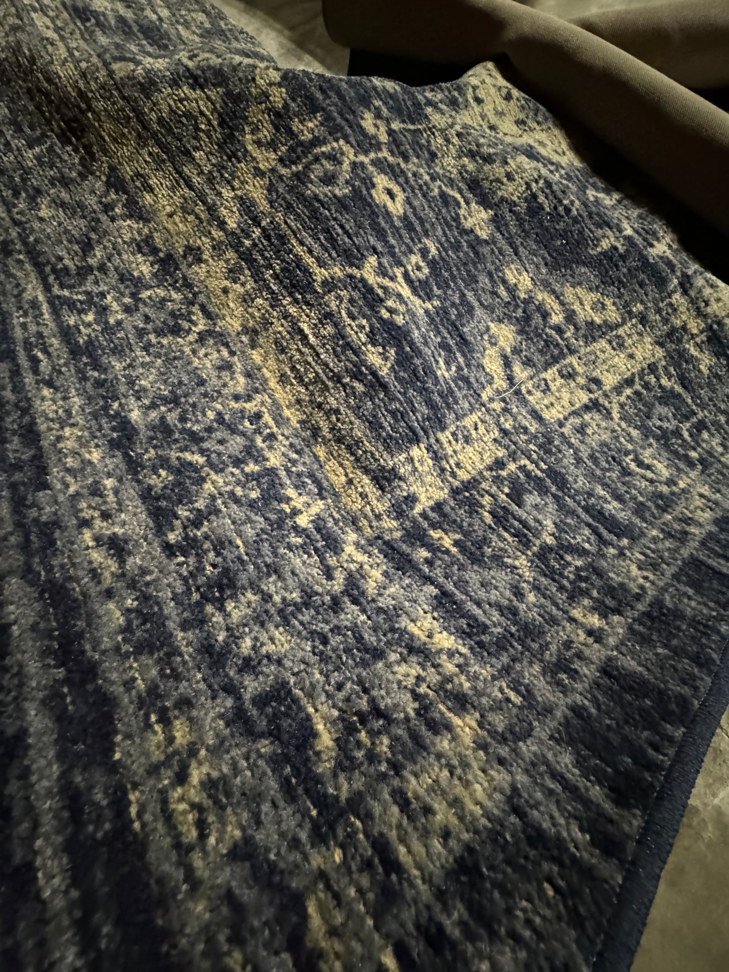 Vintage Distressed Rug - Threshold 5 by 7