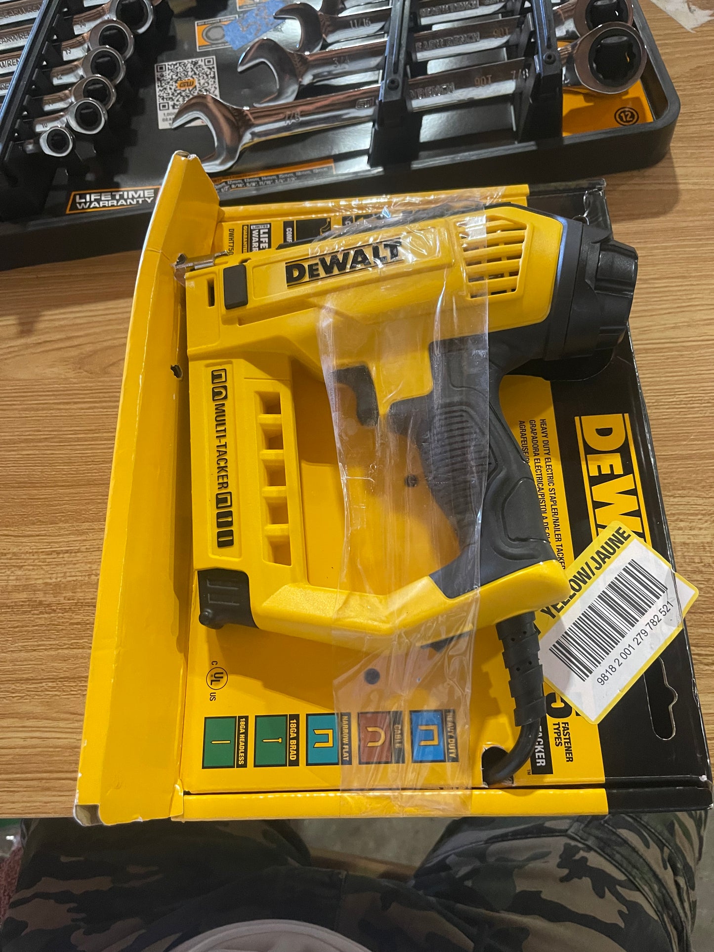 DEWALT
5-in-1 Multi-Tacker and Brad Nailer