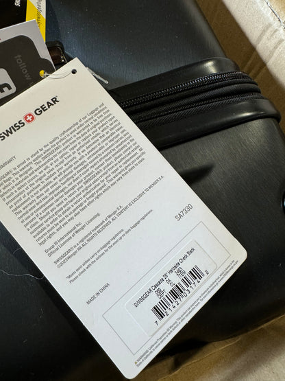 SWISSGEAR Cascade Hardside Large Checked Suitcase