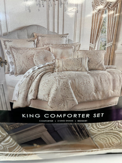 j. Queen - Trinity Champagne Comforter Set king