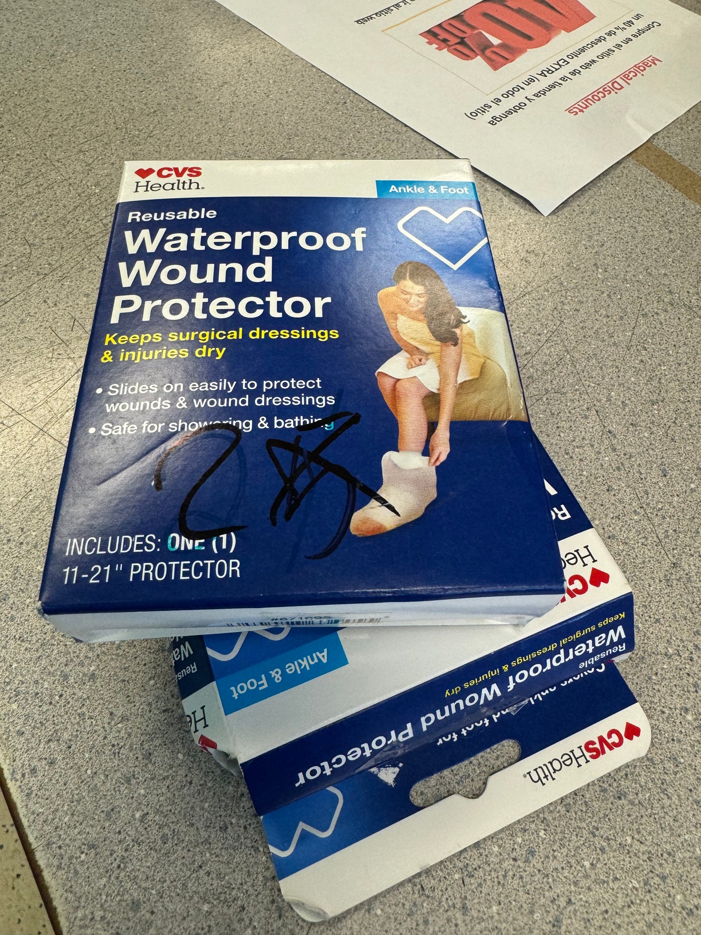 Waterproof wound protector