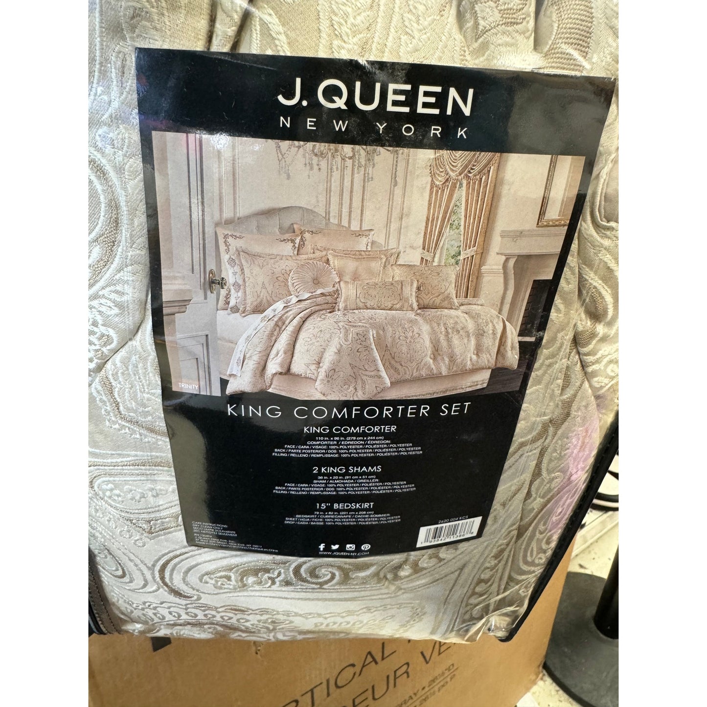 J. Queen - Trinity Champagne Comforter Set king