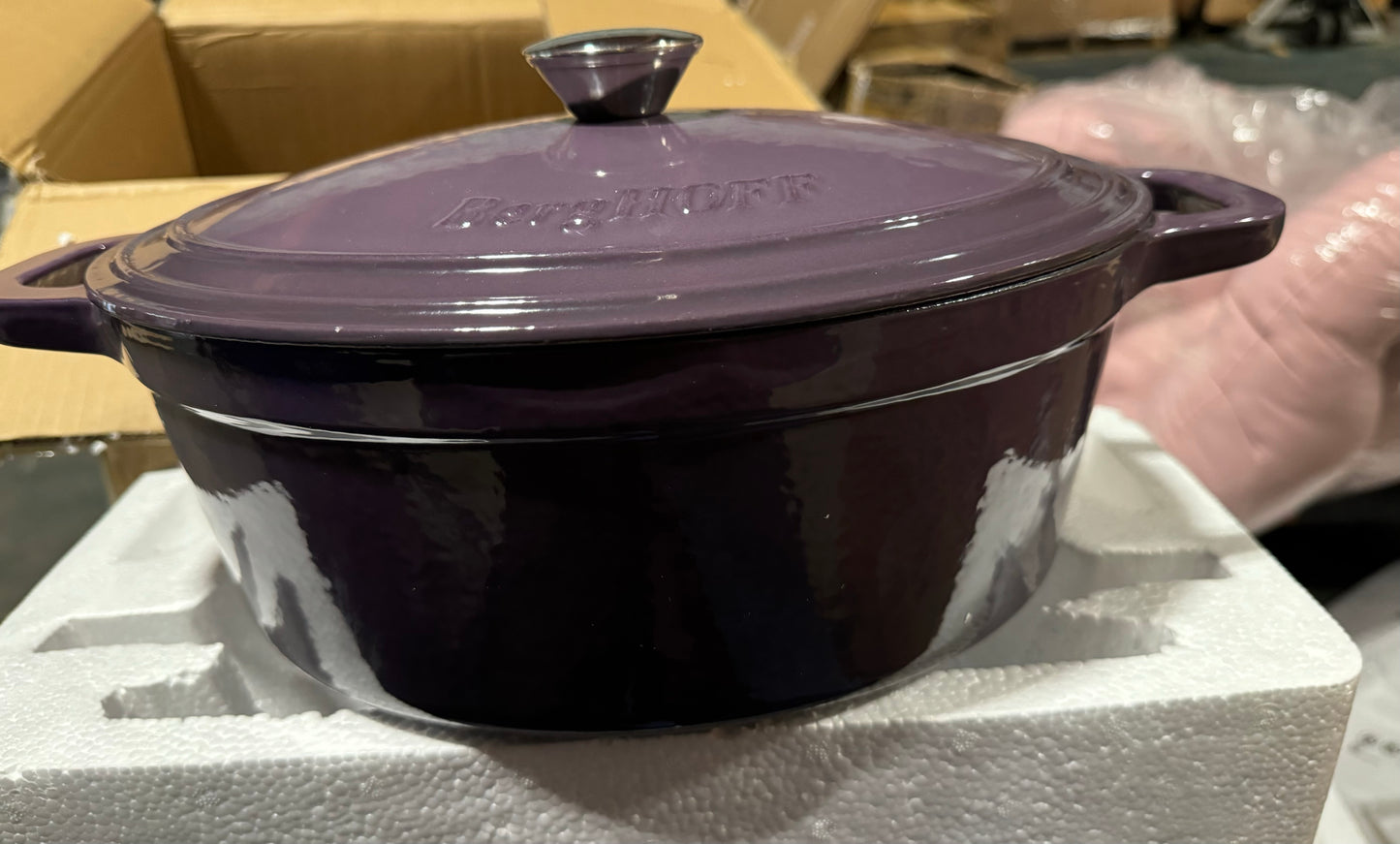 BergHOFF Neo 5 Qt. Purple Oval Cast Iron Casserole Dish with Lid