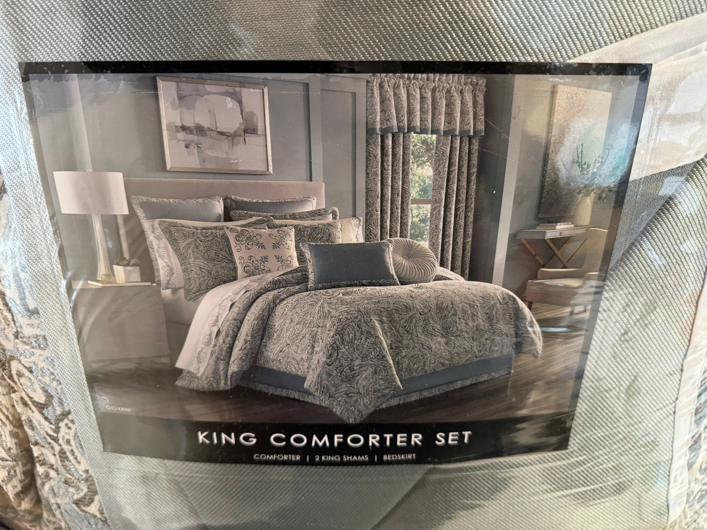 J Queen New York Giovani Spa Comforter Set, king