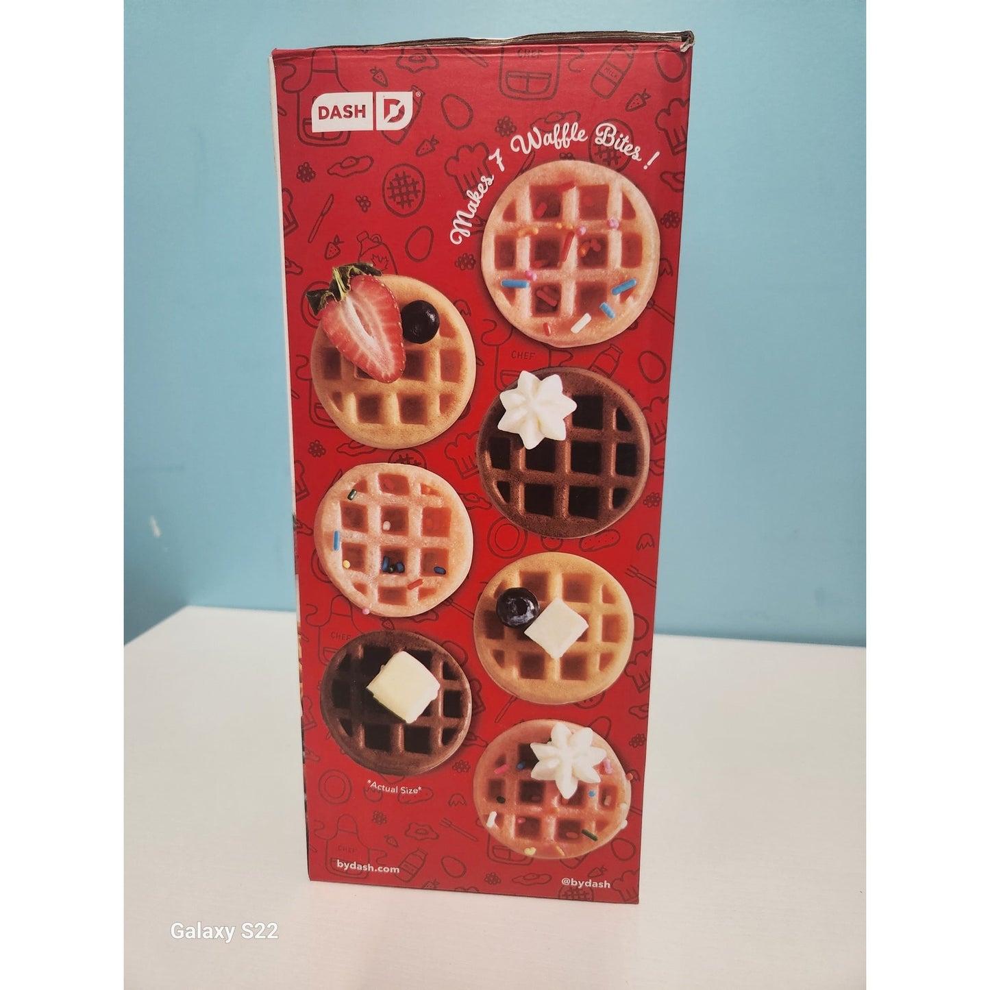 Dash waffle maker, Waffle bite maker, red color